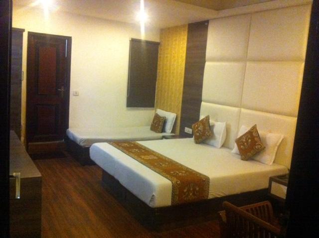 Hotel Karat 87 Inn New Delhi Exterior foto
