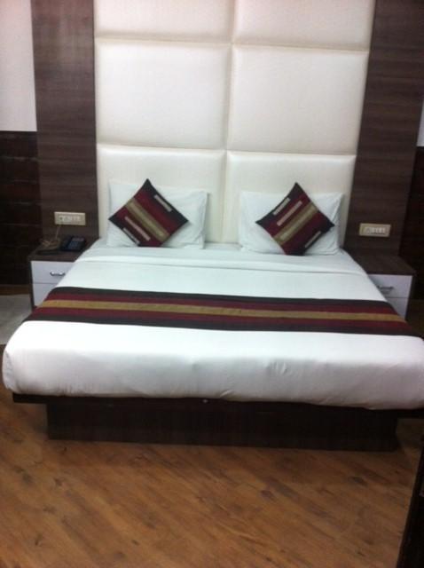 Hotel Karat 87 Inn New Delhi Exterior foto