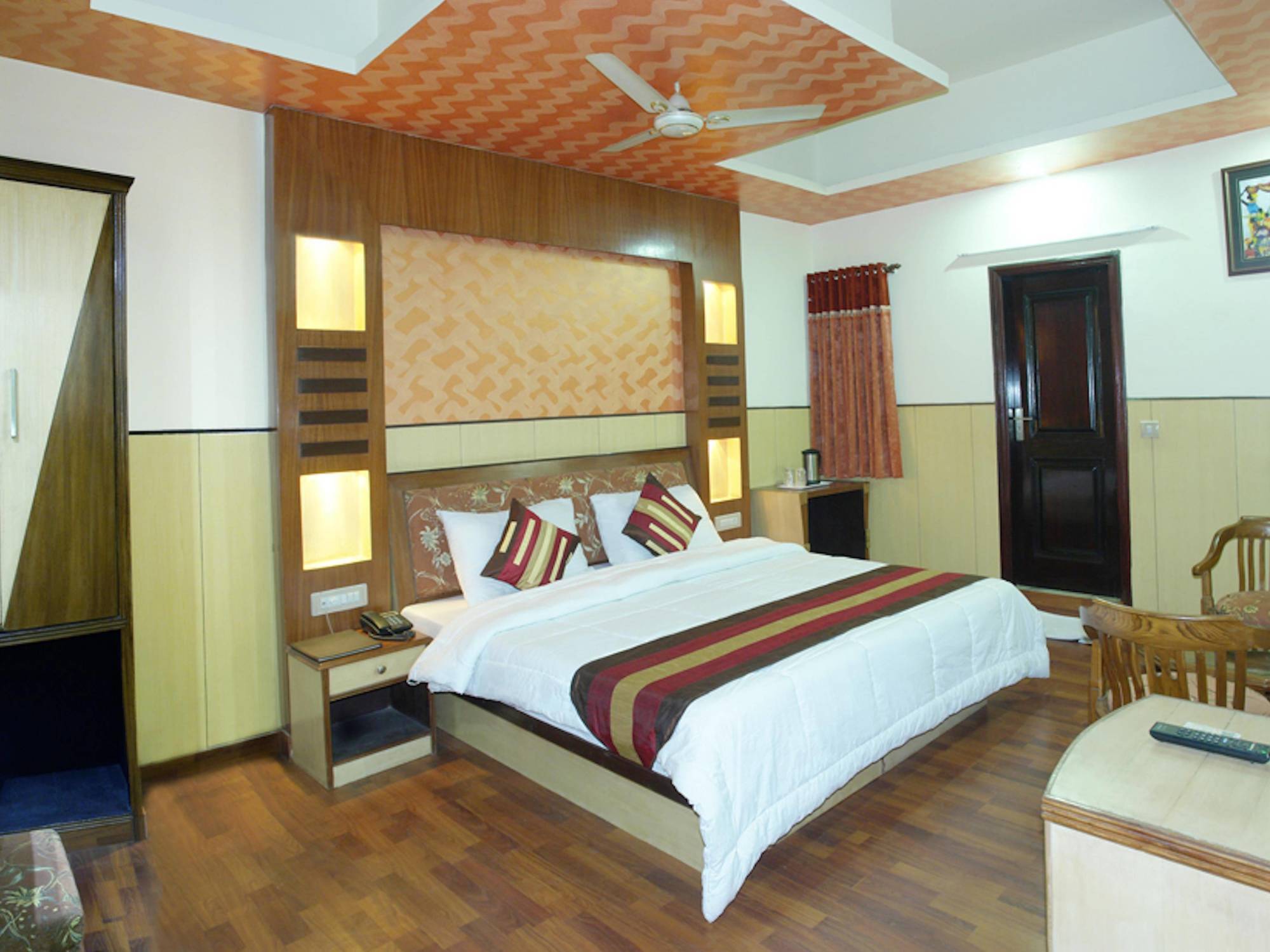 Hotel Karat 87 Inn New Delhi Exterior foto